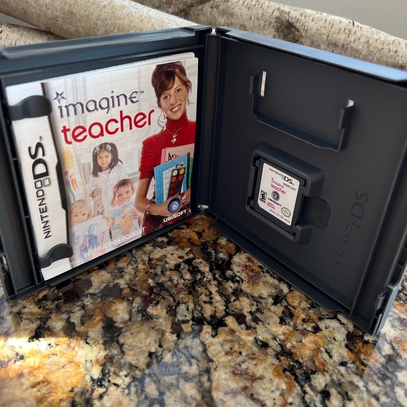 Imagine Teacher Nintendo DS Game - Picture 2 of 2